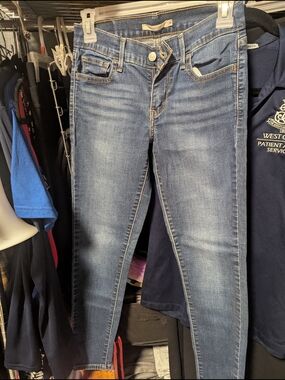 Levi's Women's 710 Super Skinny Jeans